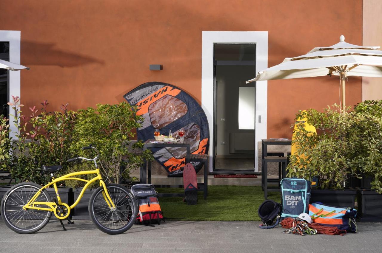 "La Locanda" Campione Del Garda Hostel Buitenkant foto
